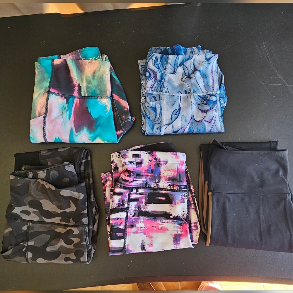 Set Of 5 -  Stylish Woman's Activewear Leggings